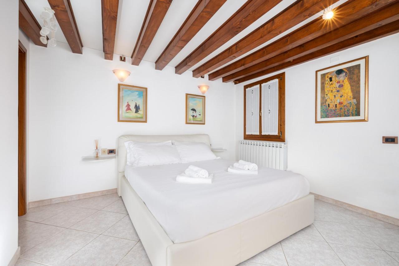 Ca Giardini Apartments In Biennale By Bricola Apartments Venedig Exterior foto